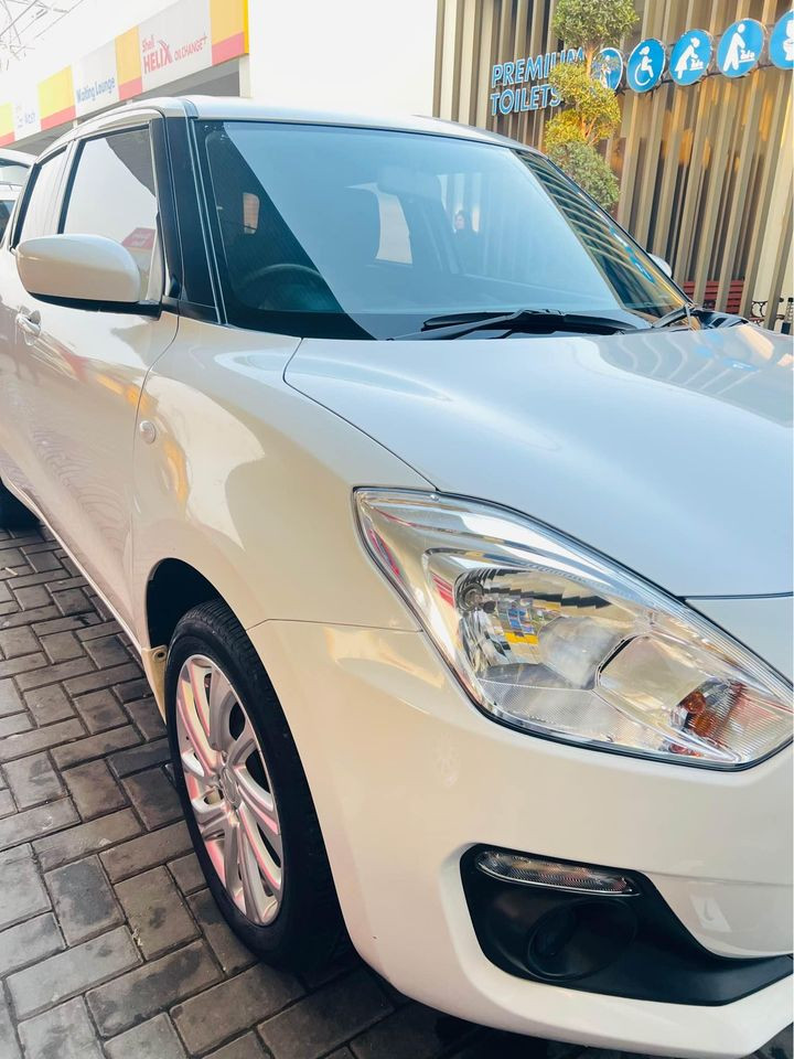 Suzuki Swift 2022 Bumper to bumper geniune first owner