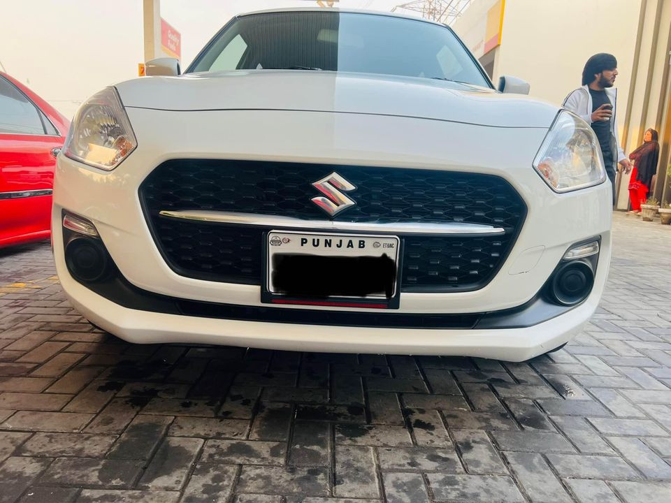 Suzuki Swift 2022 Bumper to bumper geniune first owner